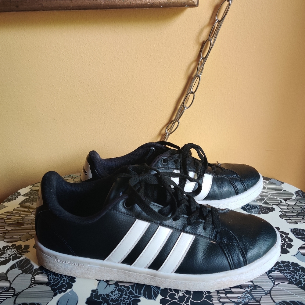 Women's Adidas Cloudfoam Advantage Cl Sneaker